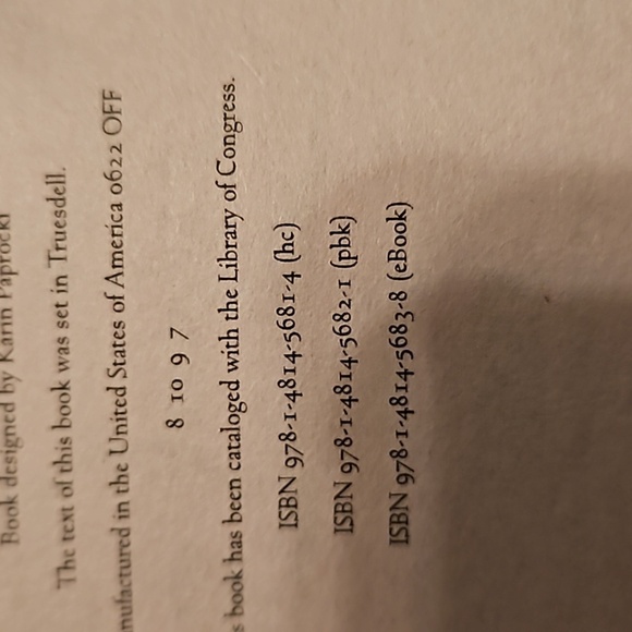 The Unwanted Quest Dragon Captives Lisa McMann Pre-owned condition Children's - Picture 11 of 17